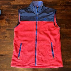 Southern Tide Men’s vest. Size small. 2 pocket. Navy/salmon color.